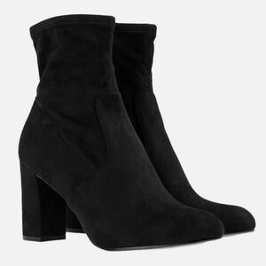 Steve Madden Elory Bootie in Black Size 7